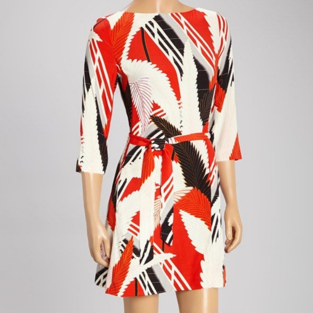 Tegan Red White Black Leaf Print Dress